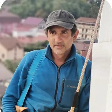 Алексей, промышленный альпинист